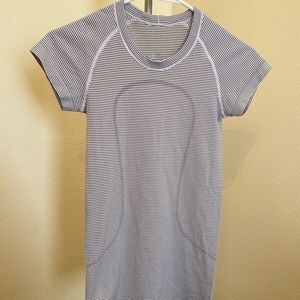 Striped Lululemon swiftly top size 2